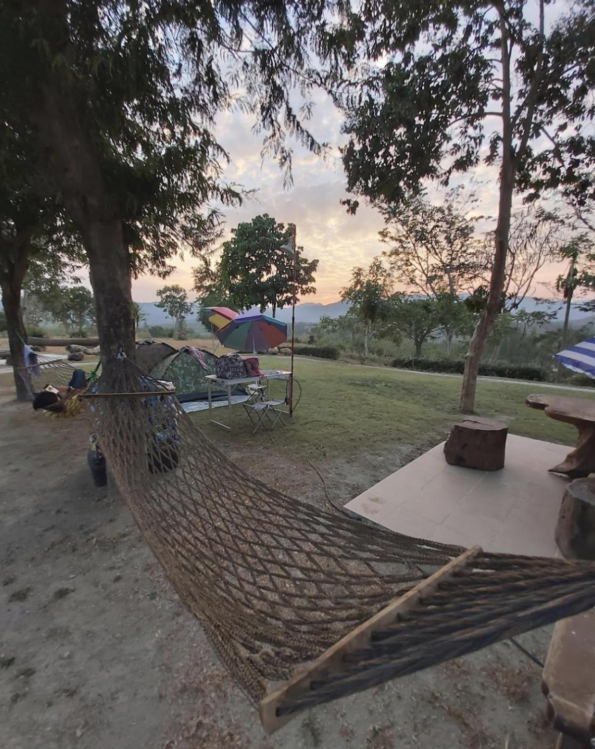 บ้านอิงเมยแคมป์ แก่งกระจาน Ban Phu Bon Exteriör bild
