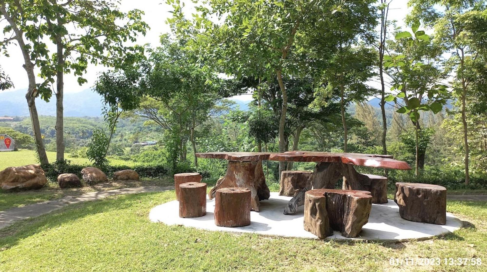 บ้านอิงเมยแคมป์ แก่งกระจาน Ban Phu Bon Exteriör bild
